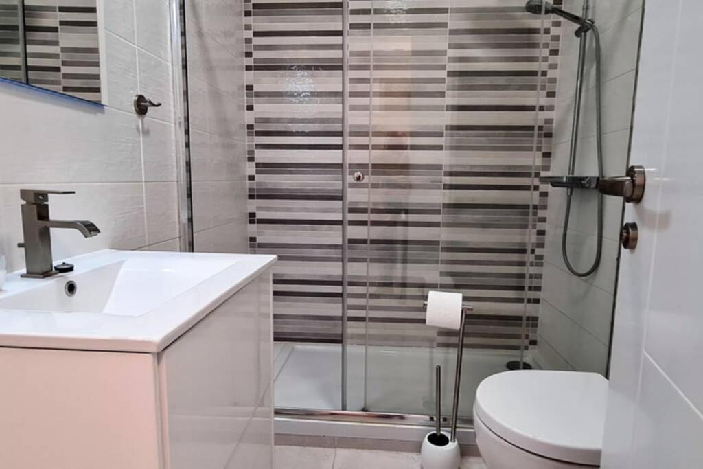 Apartamento Lujoso Y Moderno Vistas Panoramicas Al Mar Marbella Dış mekan fotoğraf